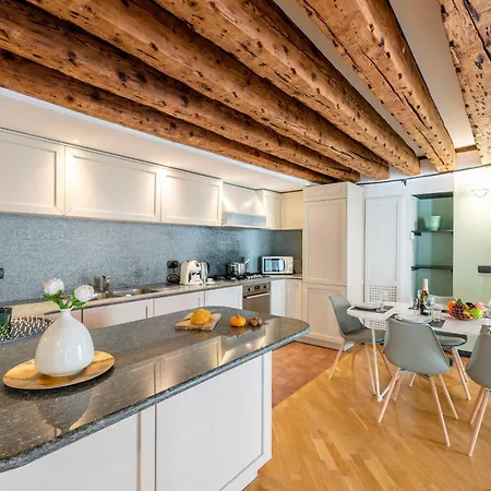 Beautiful Flat In The Historic Center - Happy Rentals Genua Exterior foto