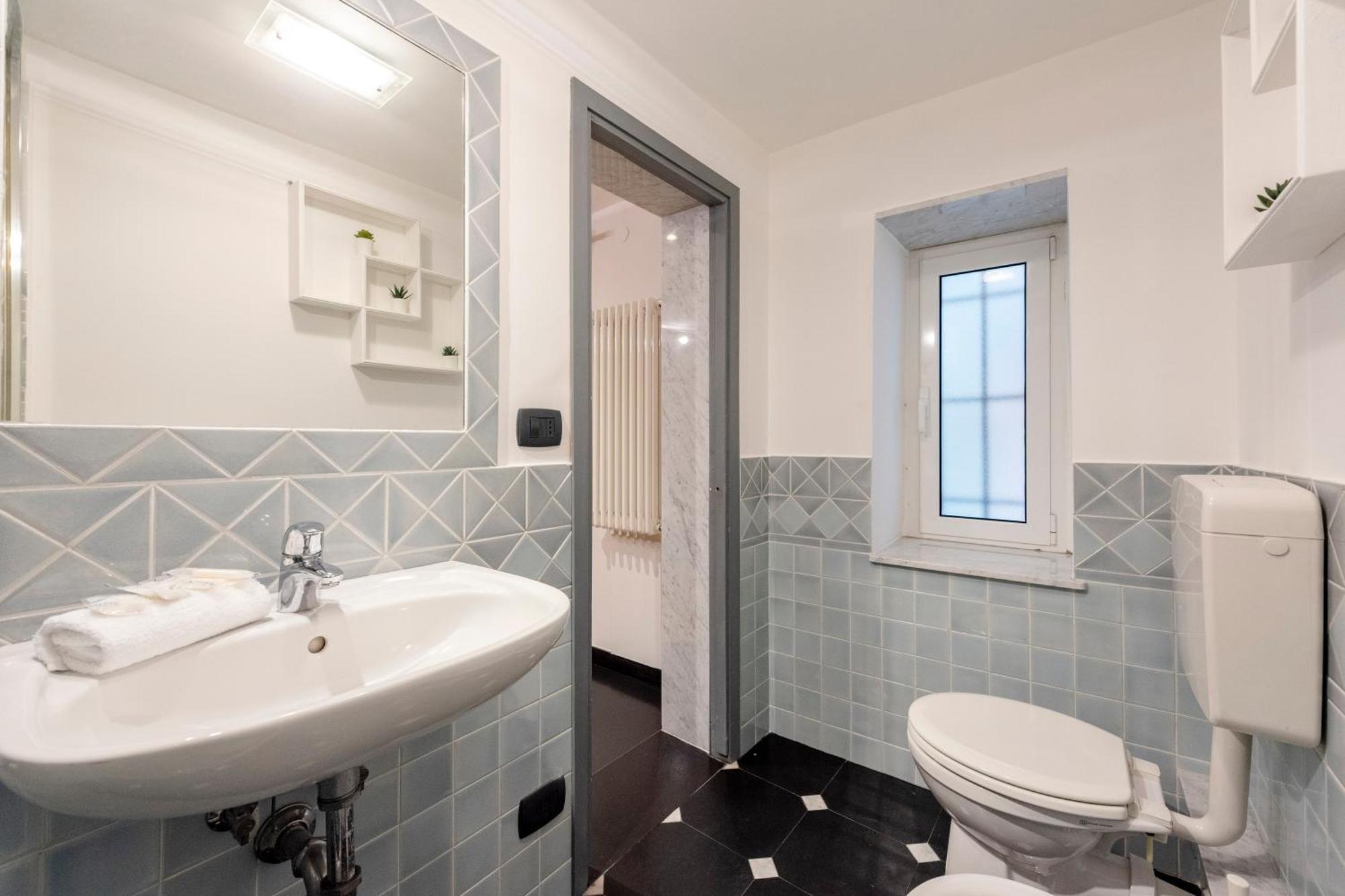 Apartment Beautiful Flat In The Historic Center - Happy Genoa